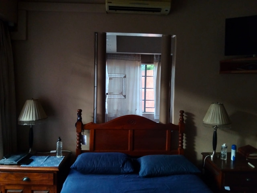 5 Bedroom Property for Sale in Roodekopjes Ah North West